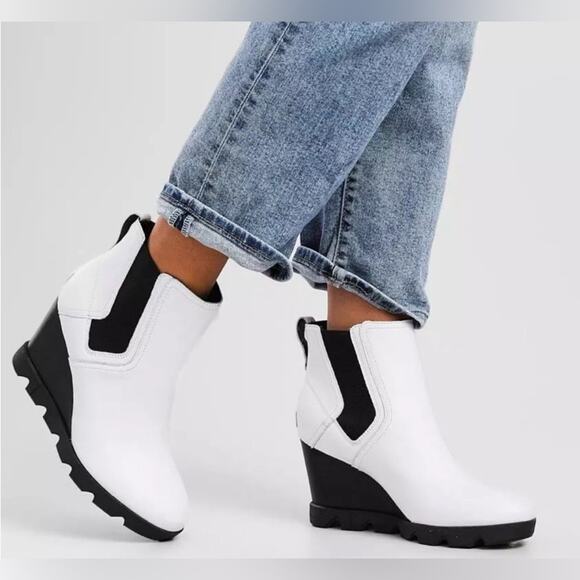 Sorel Shoes - Sorel Joan Uptown Chelsea Size 8.5 White Wedge
